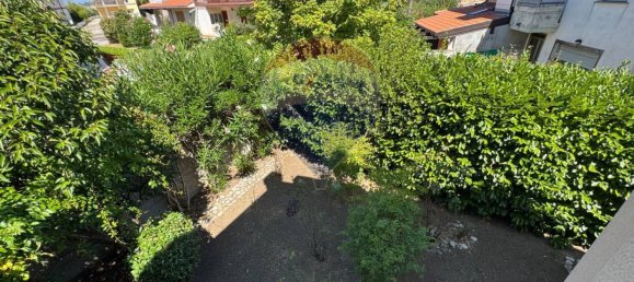 4 bedrooms House in Lanciano, Italy No. 308657 9