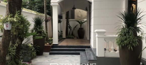 3 bedrooms Villa in Tay Ho, Vietnam No. 1252 2