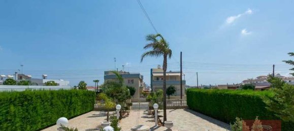 4 Schlafzimmer Villa in Paralimni, Cyprus, Nr. 13671 6