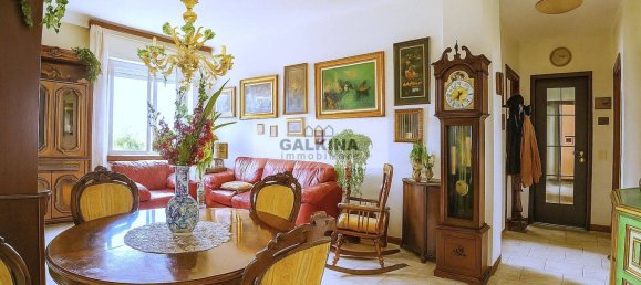 2 bedrooms Apartment in Milan, Italy No. 362144 4