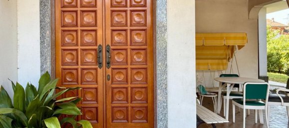 9 bedrooms House in Voghera, Italy No. 365648 3