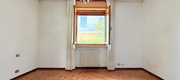 9 Schlafzimmer Haus in Voghera, Italy, Nr. 365648 44