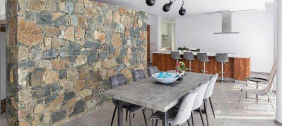 Дом с 5 спальнями в Лимассол, Кипр № 7128 6