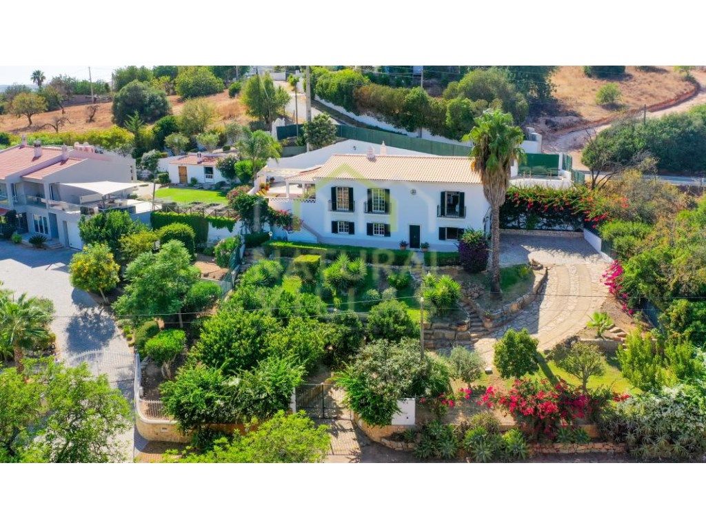 3 bedrooms House in Loule, Portugal No. 118201