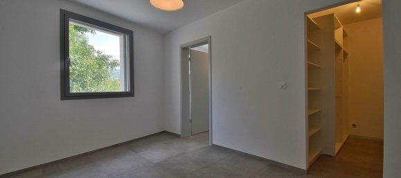 Villa T3 em Ayent, Switzerland N.º 84 14