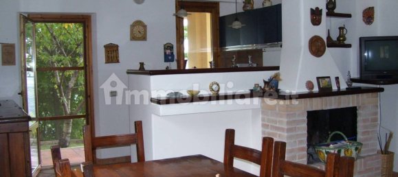 6 غرف نوم فيلا في Roccafluvione, Italy رقم 167507 13