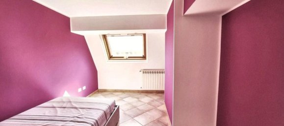 23m² Commercial property in Carini, Italy No. 336034 4