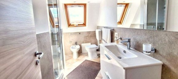 23m² Commercial property in Carini, Italy No. 336034 6