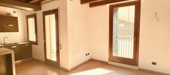 Apartamento de 2 dormitorios en Thiene, Italy No. 324332 13