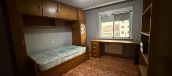 Apartamento de 3 dormitorios en Peñaranda de Bracamonte, Spain No. 180033 9