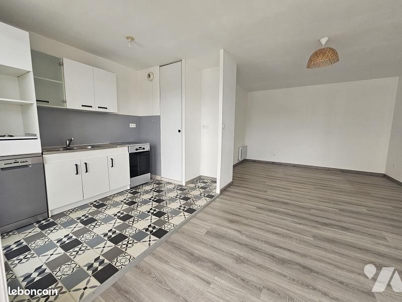 Apartamento de 1 dormitorio en Valenciennes, France No. 332196