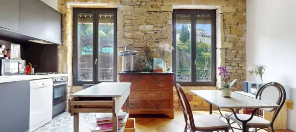 2 Schlafzimmer Doppelhaus in Lyon, France, Nr. 321700 9