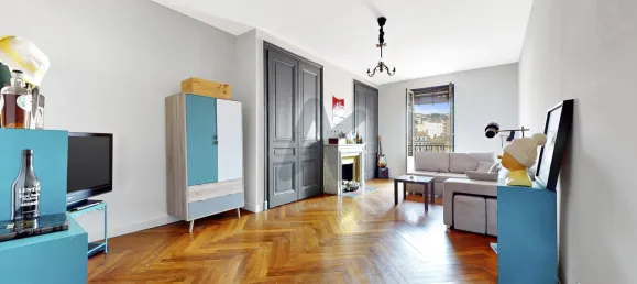 2 Schlafzimmer Doppelhaus in Lyon, France, Nr. 321700 8