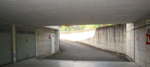 3غرفة شقة في Carate Brianza, Italy رقم 4124 10