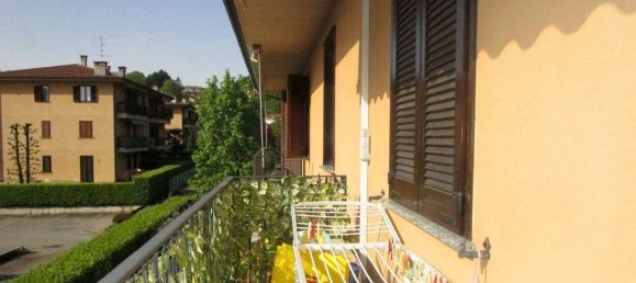 3غرفة شقة في Carate Brianza, Italy رقم 4124 8