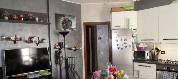 3غرفة شقة في Carate Brianza, Italy رقم 4124 3