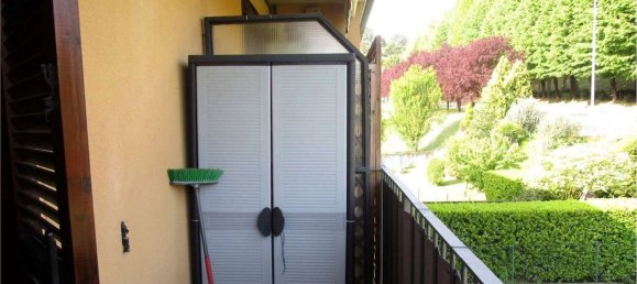 3غرفة شقة في Carate Brianza, Italy رقم 4124 7