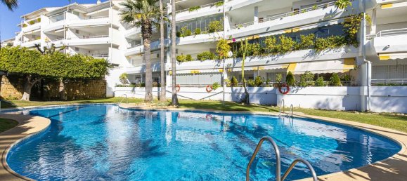 Dúplex de 3 dormitorios en Marbella, Spain No. 80650 3