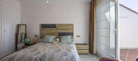 Dúplex de 3 dormitorios en Marbella, Spain No. 80650 38