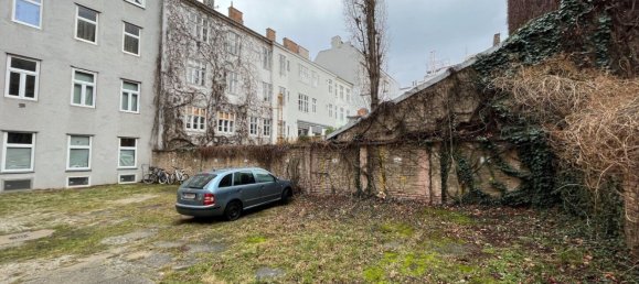 Парковка в Мариахильф, Австрия № 51700 3