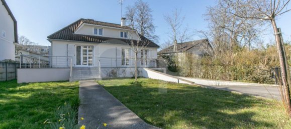 5 bedrooms House in Le Plessis-Trevise, France No. 115724 2