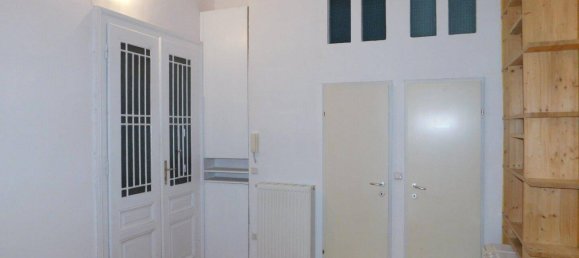 Studio in Rudolfsheim-Funfhaus, Austria No. 251966 9