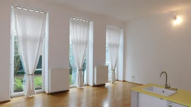 Studio in Rudolfsheim-Funfhaus, Austria No. 251966