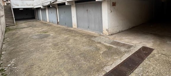 1 room Garage in Ardea, Italy No. 147904 2