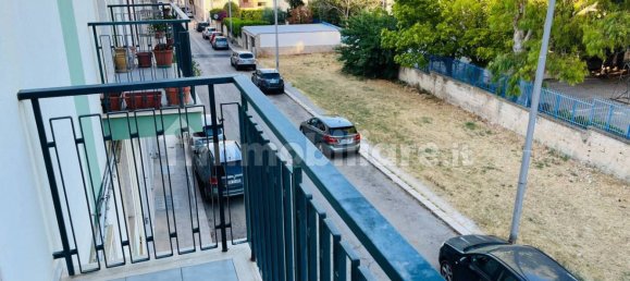 Квартира с 3 спальнями в Мола ди Бари, Италия № 335693 13