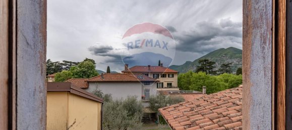 Casa de 4 habitaciónes en Iseo, Italy No. 2247 3