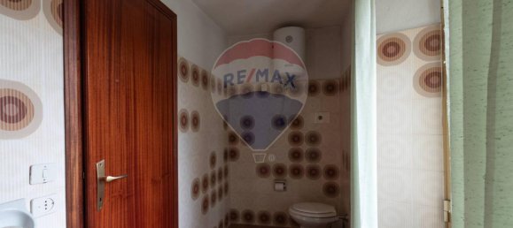 Casa de 4 habitaciónes en Iseo, Italy No. 2247 13