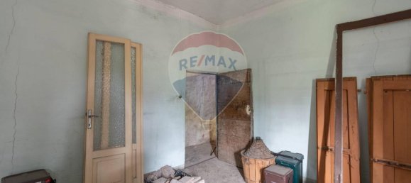 Casa de 4 habitaciónes en Iseo, Italy No. 2247 11