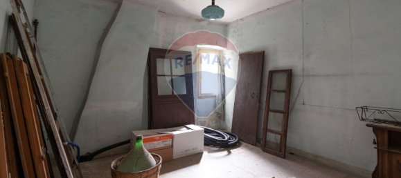 Casa de 4 habitaciónes en Iseo, Italy No. 2247 10