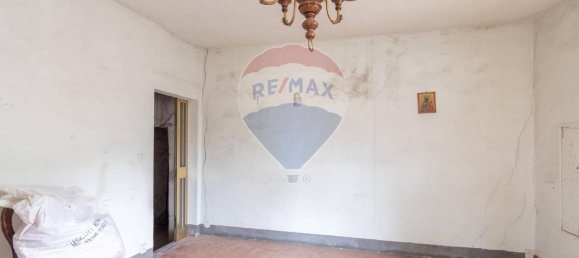 Casa de 4 habitaciónes en Iseo, Italy No. 2247 14