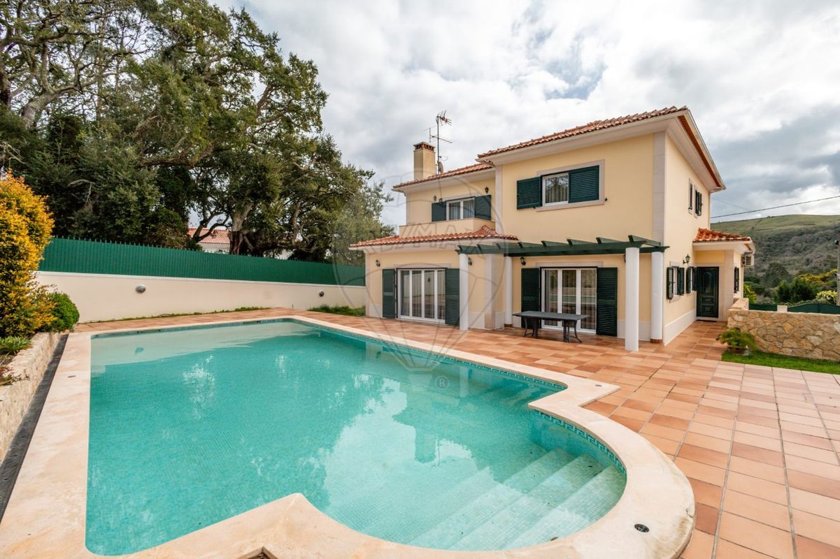 5 bedrooms House in Loures, Portugal No. 54577