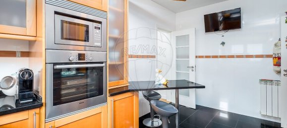 5 bedrooms House in Loures, Portugal No. 54577 10