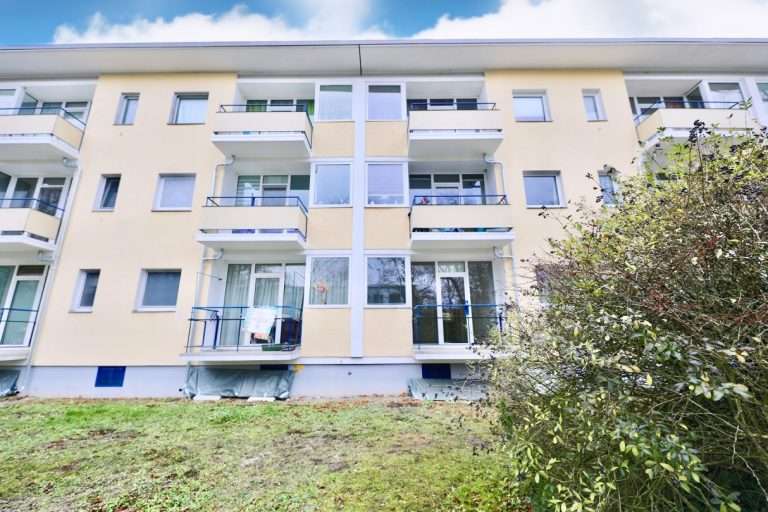 2غرفة شقة في Lichterfelde, Germany رقم 41430