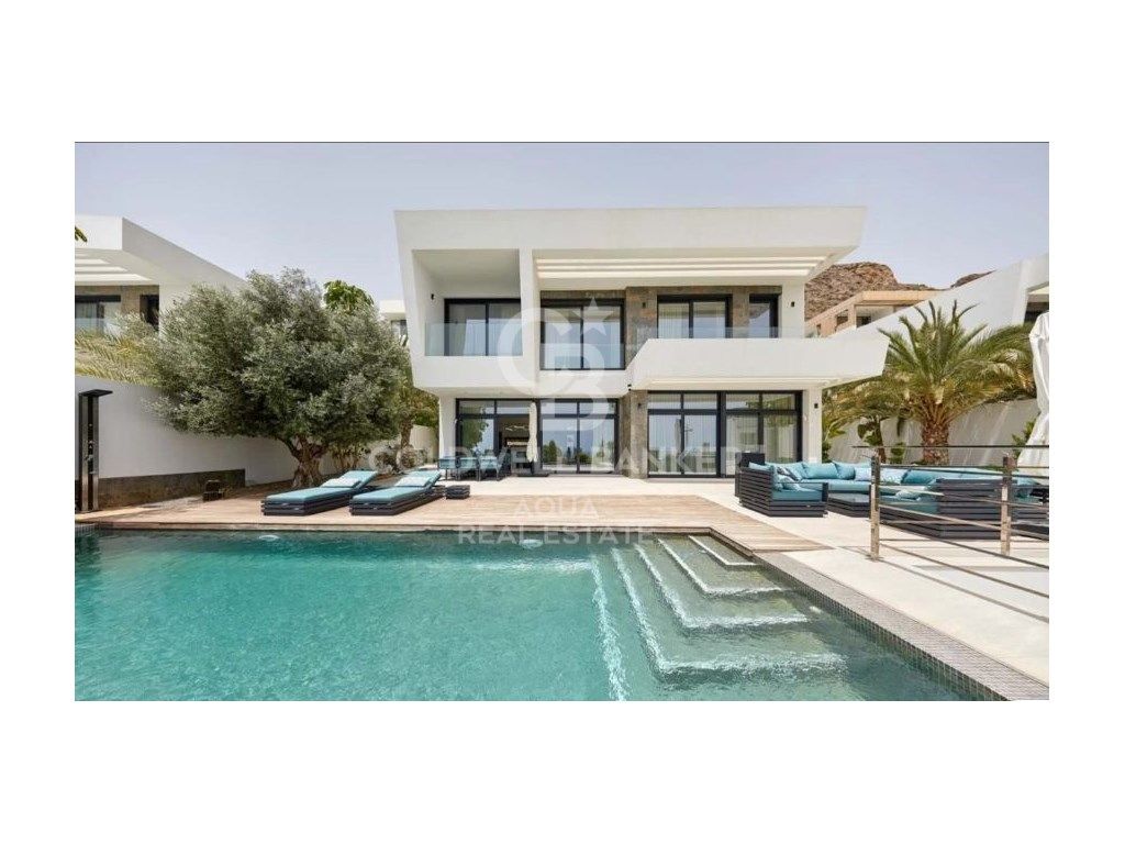 5 غرف نوم منزل في Golf Bahia, Spain رقم 82861