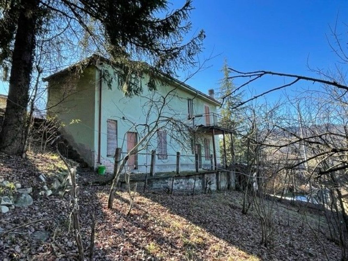 Вилла с 5 спальнями в Невьяно дельи Ардуини, Италия № 377383