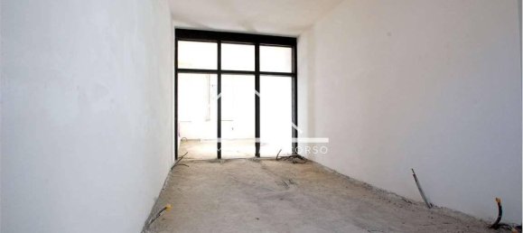 3 rooms Apartment in San Martino in Rio, Italy No. 137973 5