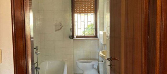 4 bedrooms Apartment in Scafati, Italy No. 352967 8