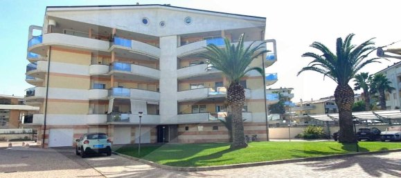 Apartamento de 4 habitaciónes en Pescara, Italy No. 34555 48