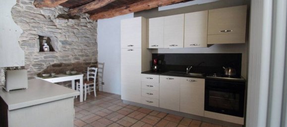 2غرفة منزل ذو طابقين في Oggebbio, Italy رقم 174473 8