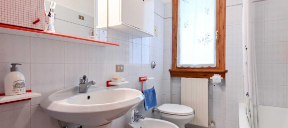 3-salle Appartement à Selvino, Italy No. 144534 7