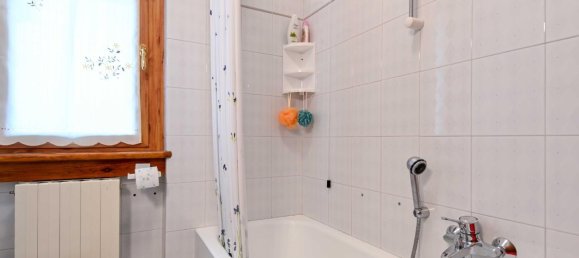 3-salle Appartement à Selvino, Italy No. 144534 8