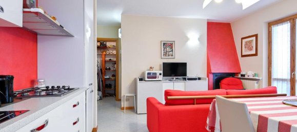 3-salle Appartement à Selvino, Italy No. 144534 18