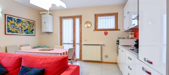 3-salle Appartement à Selvino, Italy No. 144534 17