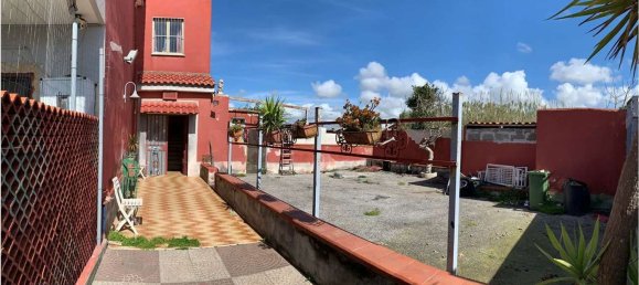 6 غرف نوم منزل في Giugliano in Campania, Italy رقم 373005 20