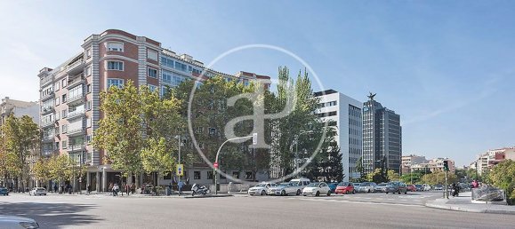 Apartamento de 3 dormitorios en Madrid, Spain No. 125469 13