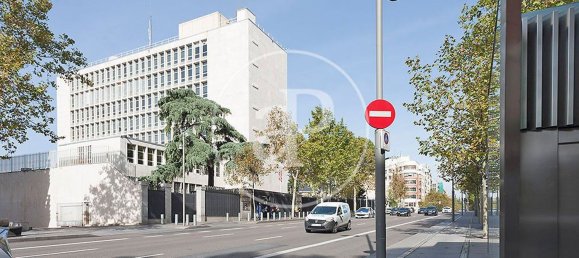 Apartamento de 3 dormitorios en Madrid, Spain No. 125469 15